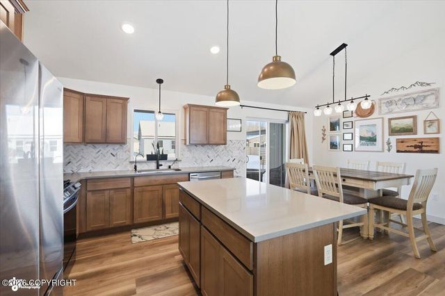 1175 E Mountain Peak Loop, Palmer, AK 99645