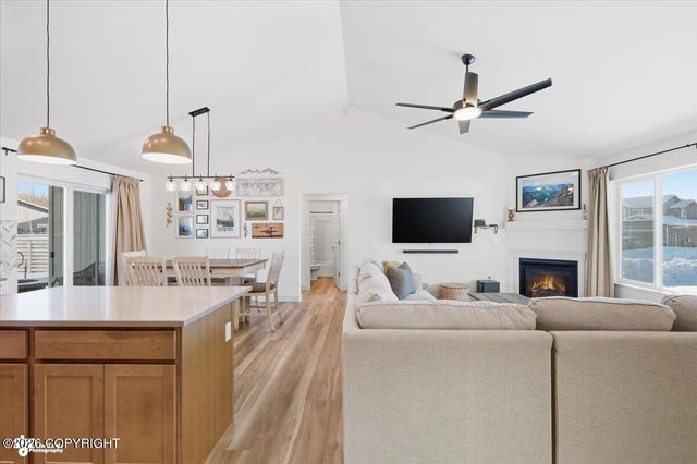 1175 E Mountain Peak Loop, Palmer, AK 99645