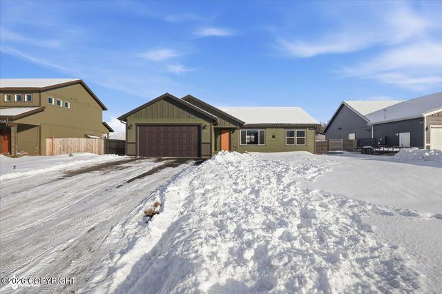1175 E Mountain Peak Loop, Palmer, AK 99645