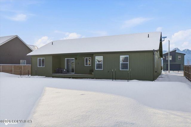 1175 E Mountain Peak Loop, Palmer, AK 99645