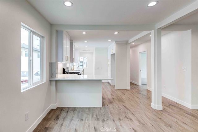 1244 Allen Avenue, Glendale, CA 91201