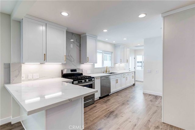 1244 Allen Avenue, Glendale, CA 91201