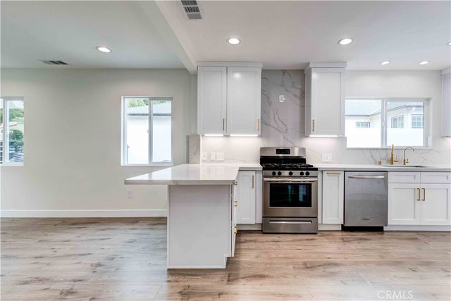 1244 Allen Avenue, Glendale, CA 91201