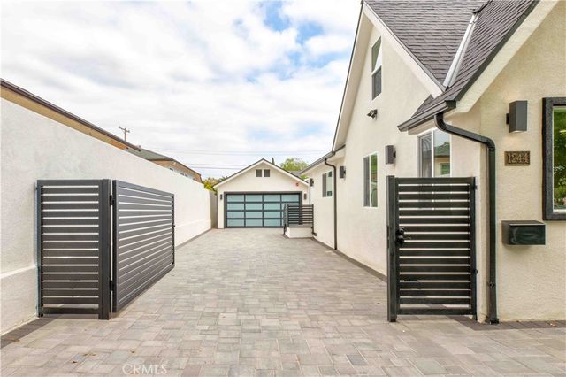 1244 Allen Avenue, Glendale, CA 91201