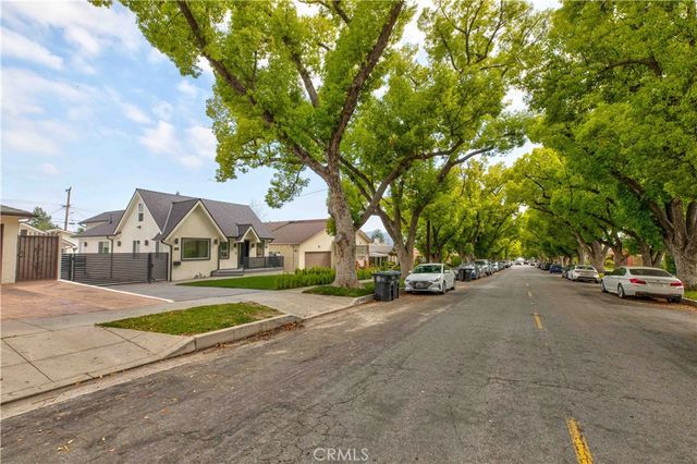 1244 Allen Avenue, Glendale, CA 91201