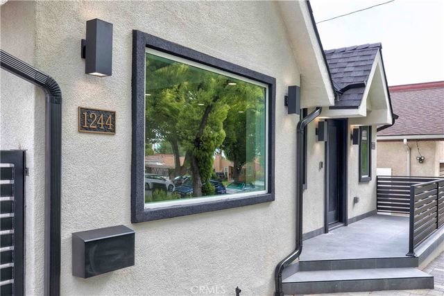 1244 Allen Avenue, Glendale, CA 91201