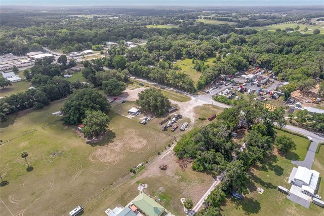 1751 E HIGHWAY 329, Citra, FL 32113