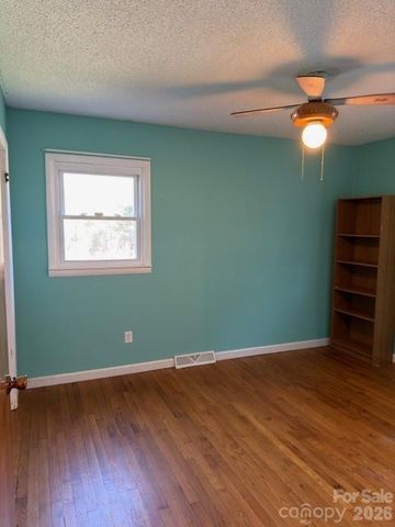 5376 Rhoney Road, Connelly Springs, NC 28612