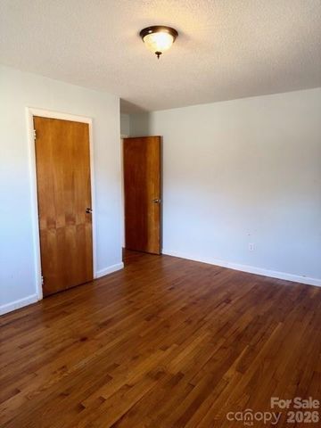 5376 Rhoney Road, Connelly Springs, NC 28612