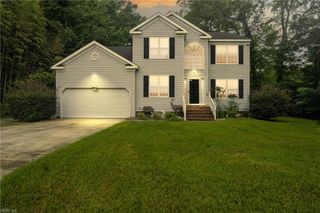 431 Gregory Ln LN, Virginia Beach, VA 23451
