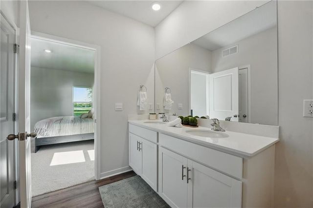 21051 W 217th Court, Spring Hill, KS 66083