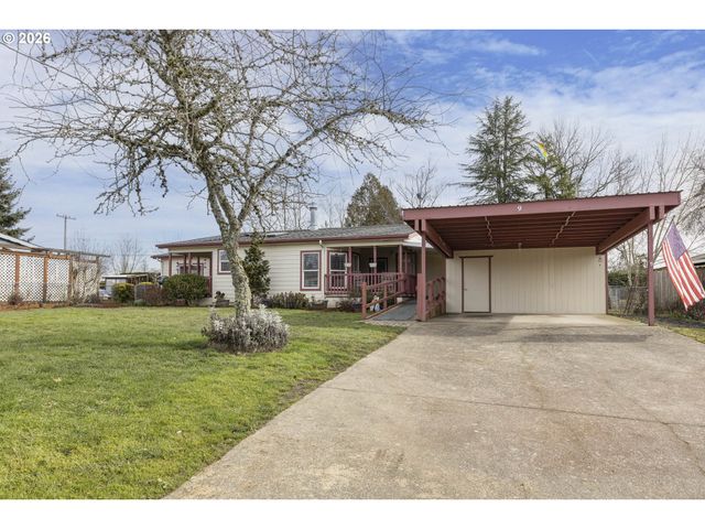 655 Ne BURNETT Rd 9, Mc Minnville, OR 97128