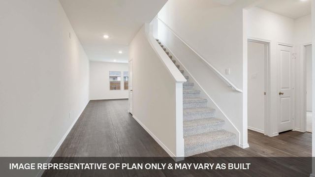 198 Arnold Loop, Uhland, TX 78640