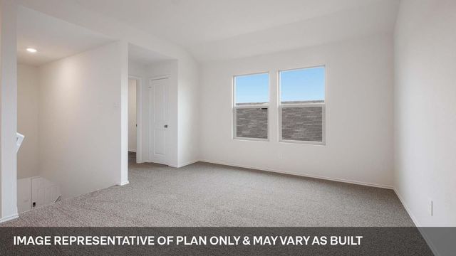 198 Arnold Loop, Uhland, TX 78640