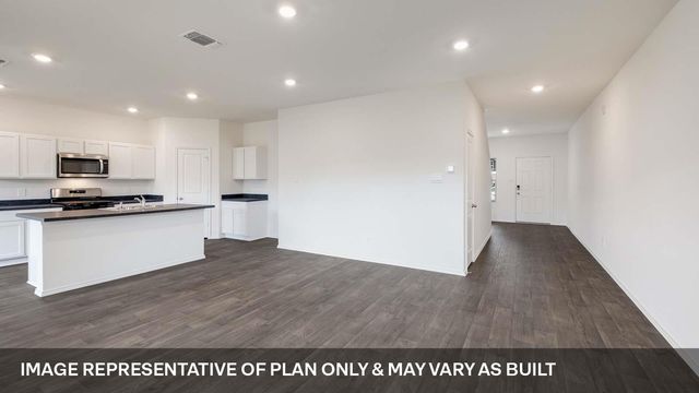 198 Arnold Loop, Uhland, TX 78640