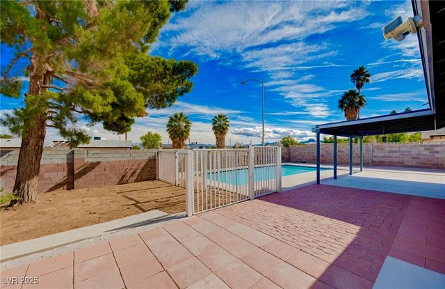 4952 Roswell Street, Las Vegas, NV 89120