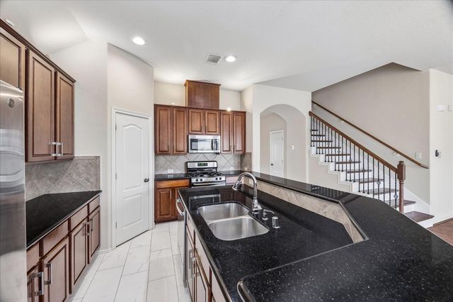 8107 Whisper Point Drive, Houston, TX 77040