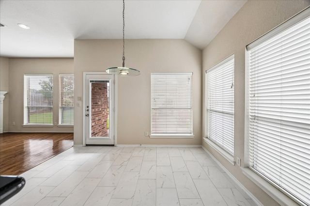 8107 Whisper Point Drive, Houston, TX 77040