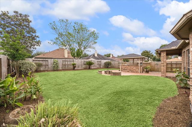 8107 Whisper Point Drive, Houston, TX 77040