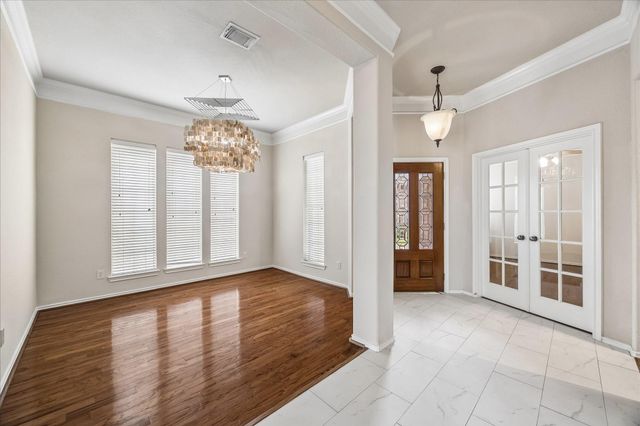 8107 Whisper Point Drive, Houston, TX 77040