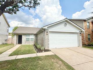 5718 Highbury Court, Houston, TX 77084