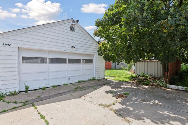 1947 Fillmore Street NE, Minneapolis, MN 55418