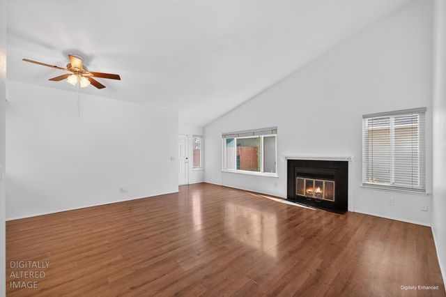 27 Waterfront Ct, Sacramento, CA 95831