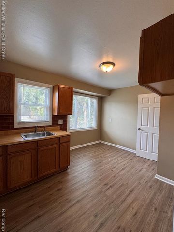 28311 Felician Street, Roseville, MI 48066