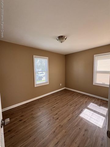 28311 Felician Street, Roseville, MI 48066
