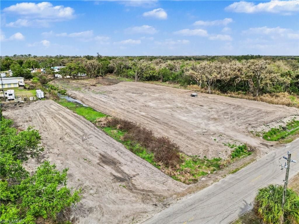 1097 Marshall Field RD, LABELLE, FL 33935 — photo 2