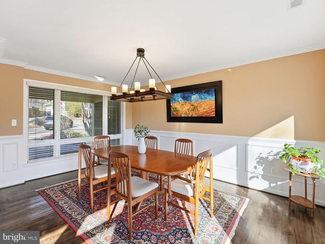 2337 N FILLMORE ST N, Arlington, VA 22207