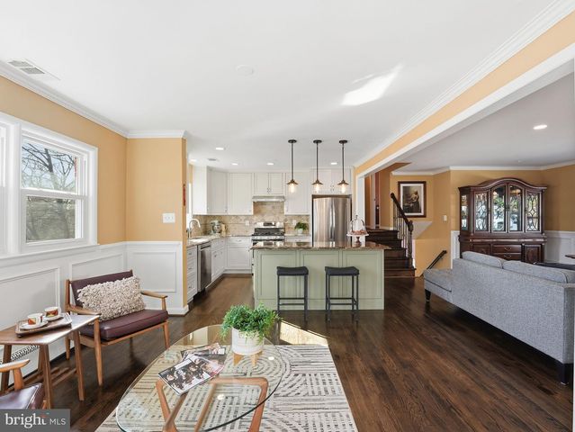 2337 N FILLMORE ST N, Arlington, VA 22207