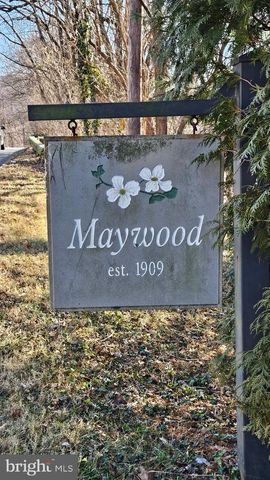 2337 N FILLMORE ST N, Arlington, VA 22207