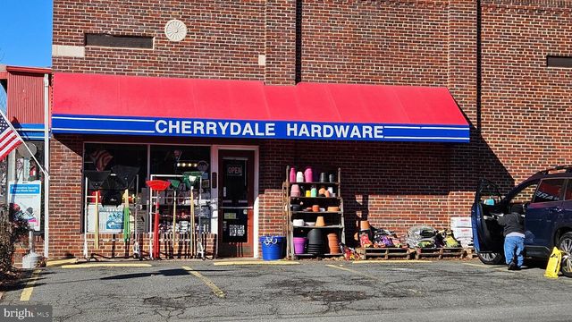 2337 N FILLMORE ST N, Arlington, VA 22207