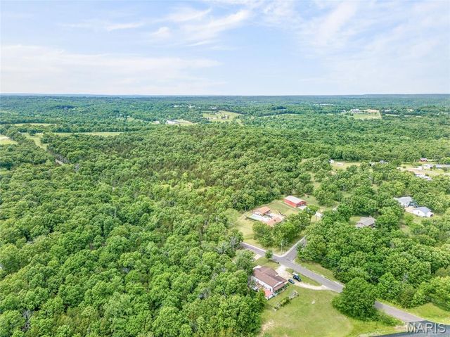 1444 Yellow Rock, De Soto, MO 63020