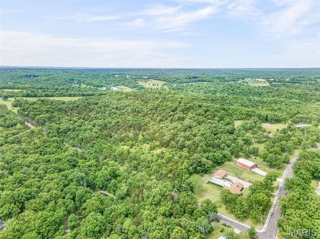 1444 Yellow Rock, De Soto, MO 63020