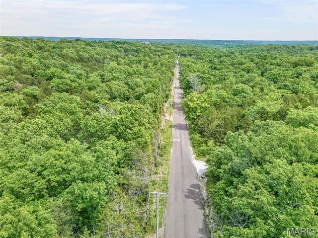 1444 Yellow Rock, De Soto, MO 63020