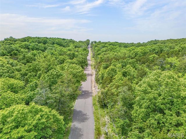 1444 Yellow Rock, De Soto, MO 63020