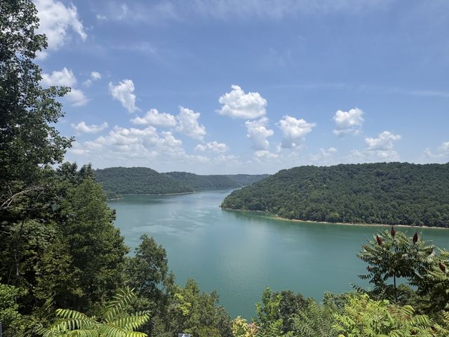 0 Center Hill Shores Dr, Smithville, TN 37166