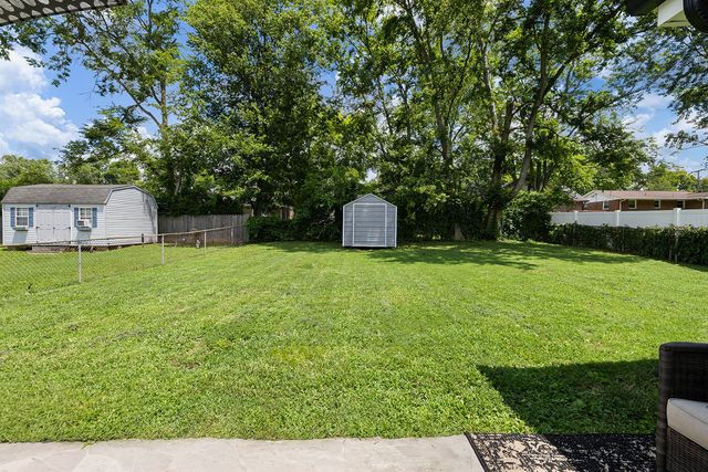 115 Cole Dr, Hendersonville, TN 37075