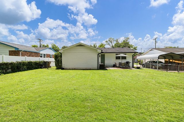 115 Cole Dr, Hendersonville, TN 37075