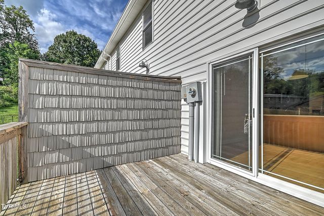 103 Smartview Lane, Abingdon, VA 24210