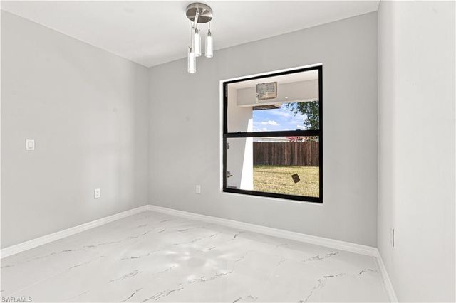 2513 NW 24th TER, Cape Coral, FL 33993