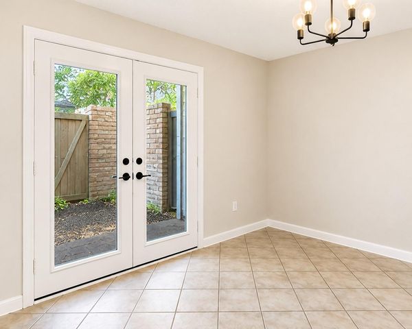 6106 W Airport Boulevard 18, Houston, TX 77035