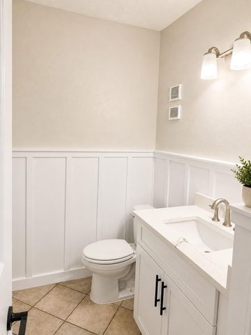 6106 W Airport Boulevard 18, Houston, TX 77035