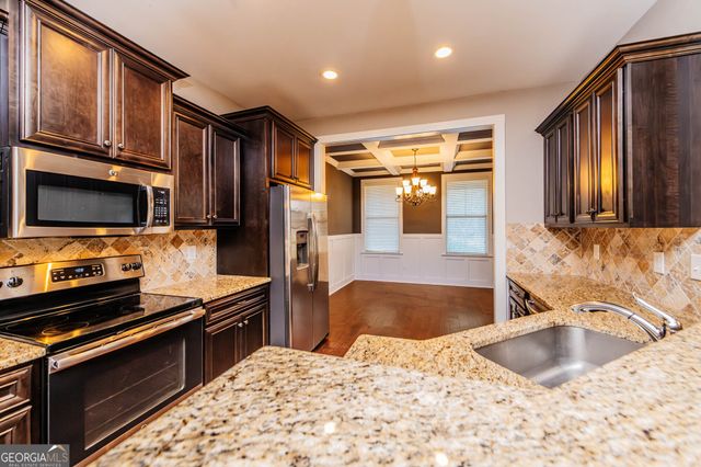 112 Agriculture Lane, Perry, GA 31069