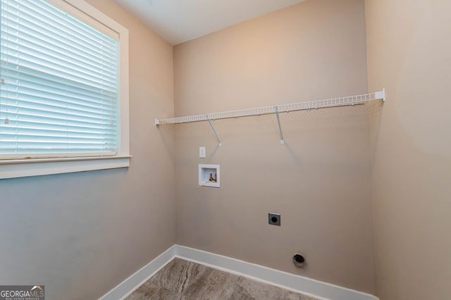 112 Agriculture Lane, Perry, GA 31069