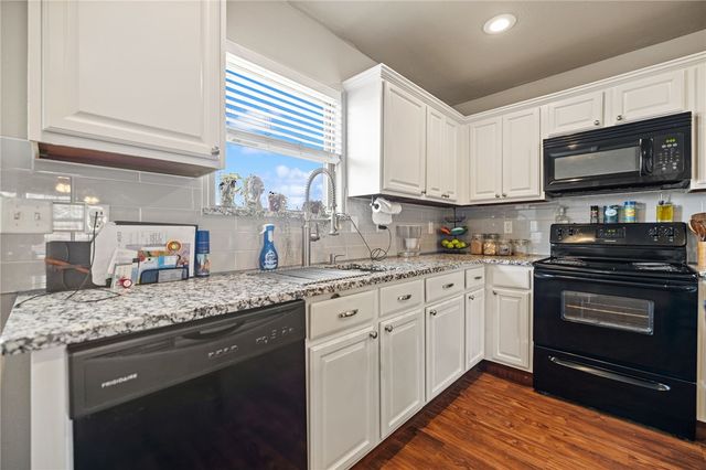 5406 SW Monaco Lane, Bentonville, AR 72713