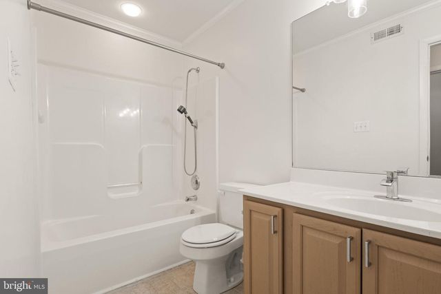 9315 STONEGATE LN, Rhoadesville, VA 22542