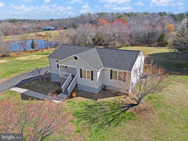 9315 STONEGATE LN, Rhoadesville, VA 22542